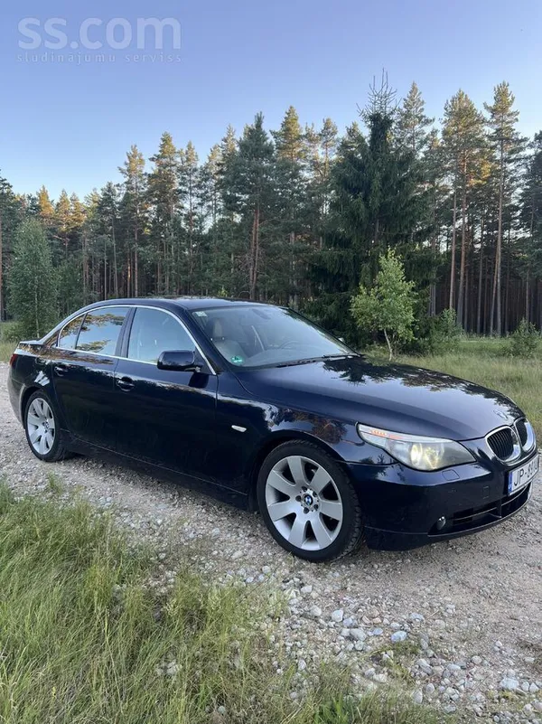 BMW 525