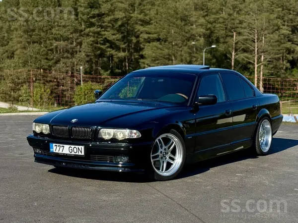 BMW 730
