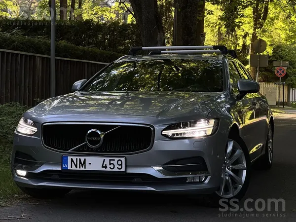 Volvo V90