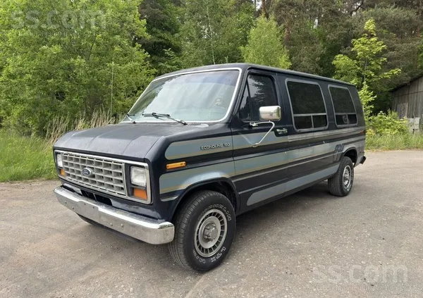 Ford Econoline