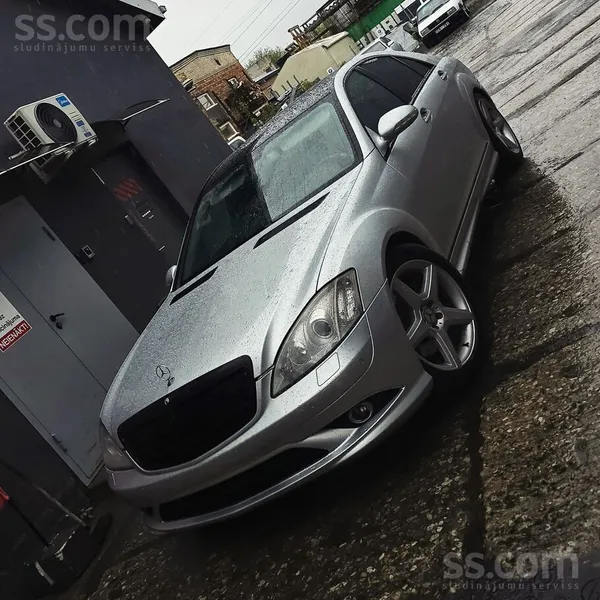 Mercedes S320