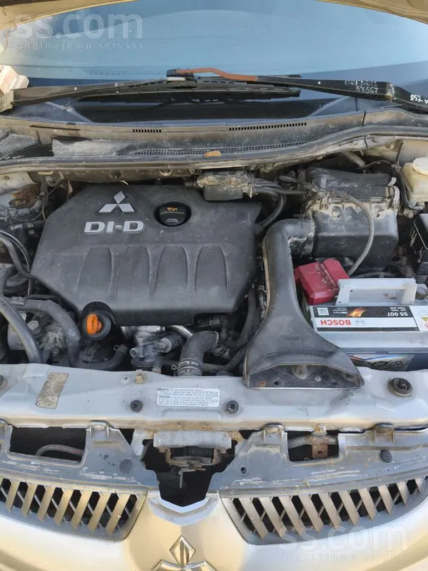 Mitsubishi Grandis