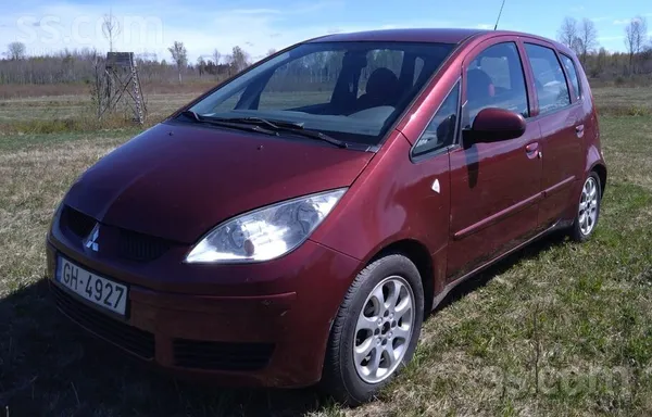 Mitsubishi Pārdodu Mitsubishi Colt labā stāvoklī. Nesen iziet