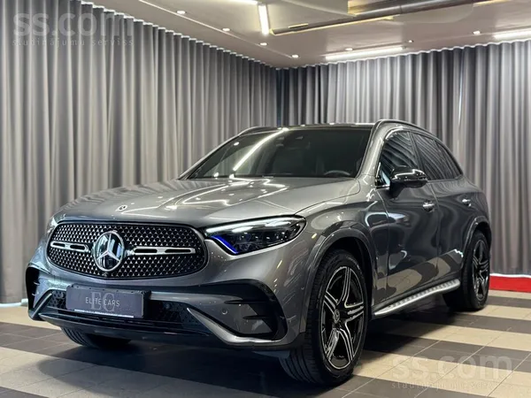 Mercedes Garantija. Mercedes-Benz Glc 300 4Matic Amg 190 kW