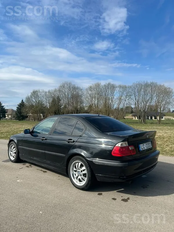 BMW 318