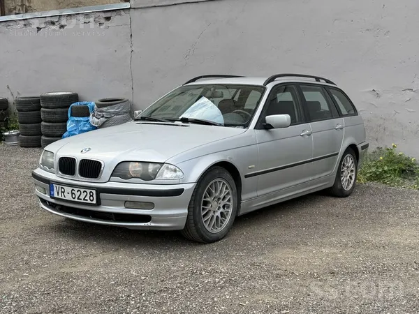 BMW 320