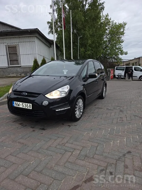 Ford S-Max