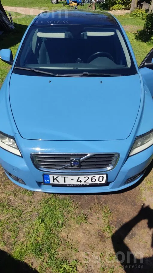 Volvo V50