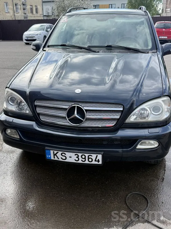 Mercedes ML270