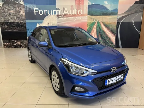1.0 Benzīns, Automāts. 

Pirkta jauna Latvijā no Hyundai Pārstāvja. 

Ap
