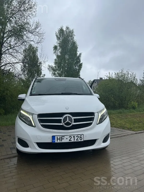 Mercedes V250