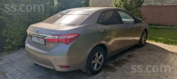 Toyota Corolla