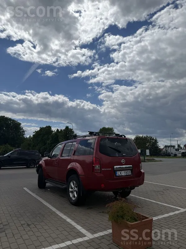 Nissan 2008.gada, 2, 5d, manuāls, 6 ātrumi. 
