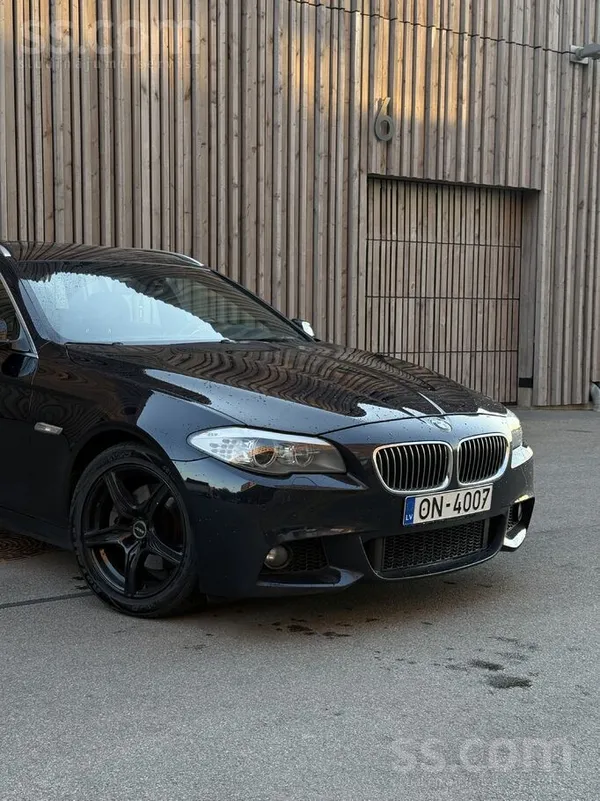 BMW 520