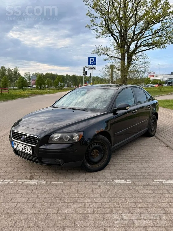 Volvo S40