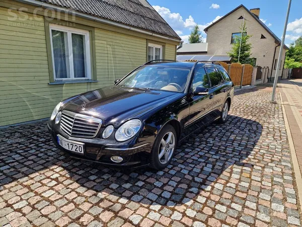 Mercedes E220