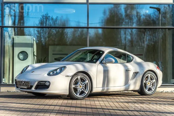 Porsche Pārdošanā