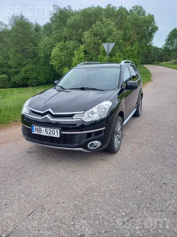 Citroen C-Crosser - 1