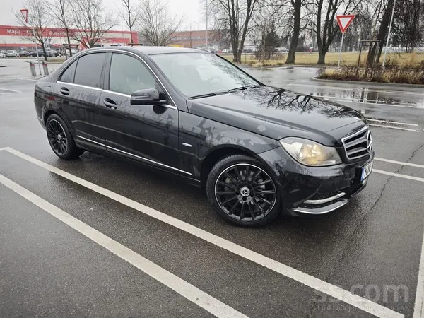 Mercedes C200