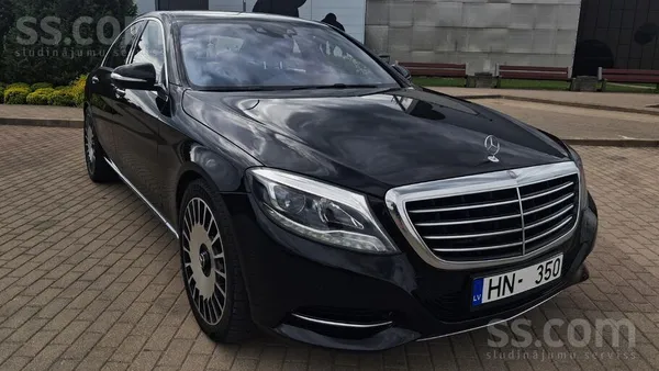 Mercedes No Vācijas. 