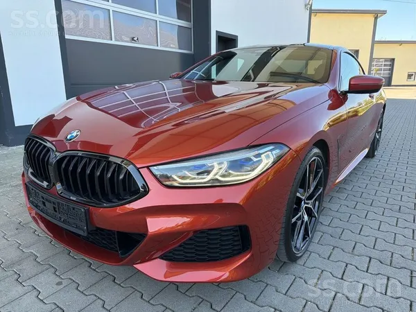 BMW 840