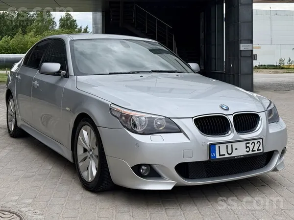 BMW 525