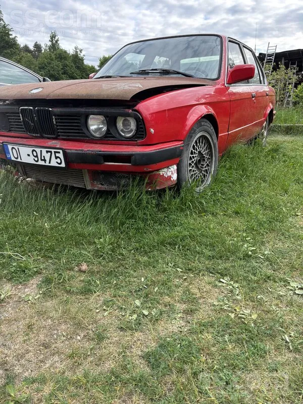 BMW 325
