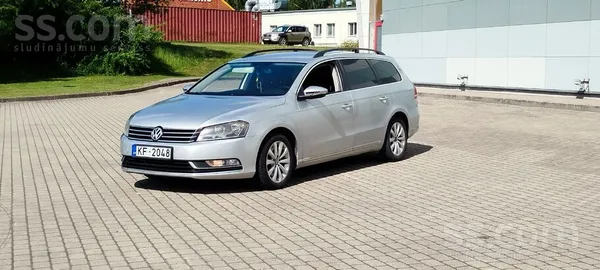 Volkswagen Nesteidzīgi pārdodu (var arī mainīt). VW passat b7