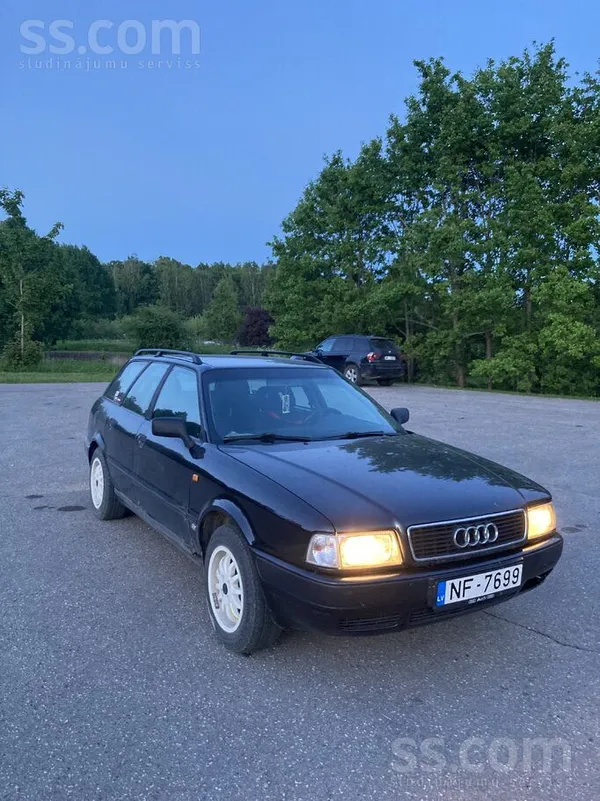 Audi 80