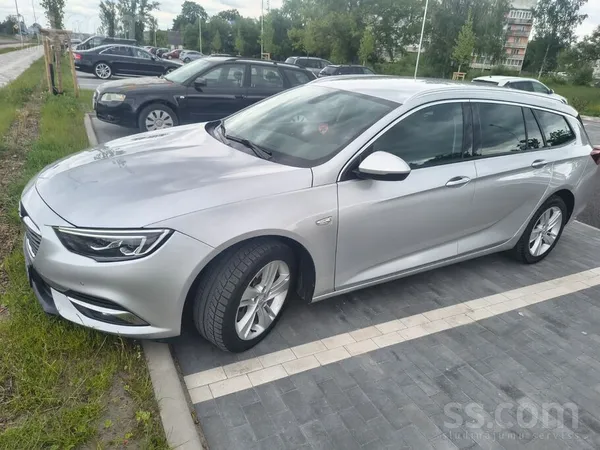 Opel Pārdod Opel Insignia Sports Tourer 2018g. 100kw. 