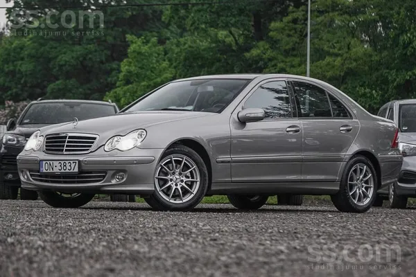 Mercedes C200