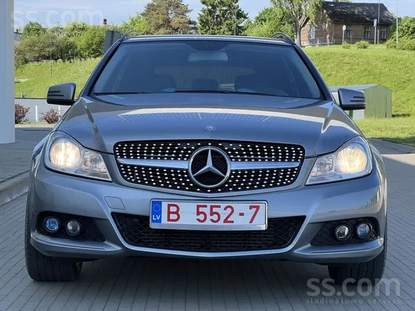 Mercedes C200