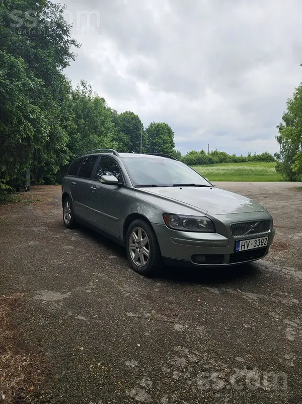 Volvo V50