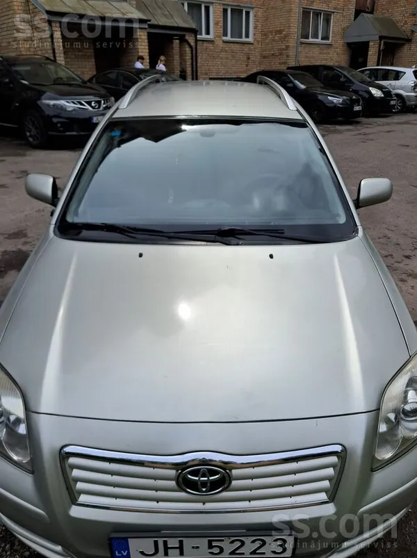 Toyota Avensis