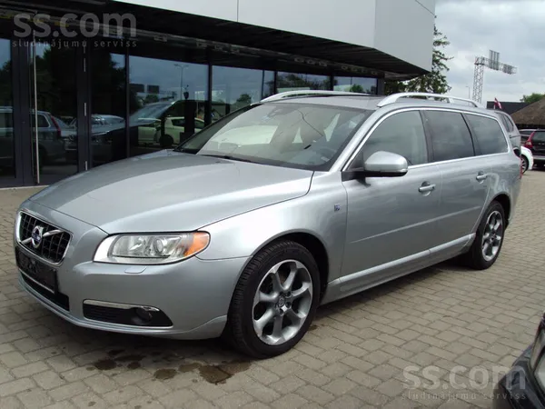 Volvo V70