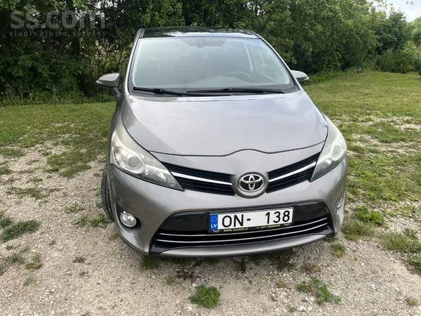 Toyota Verso