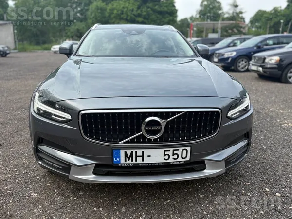 Volvo V90