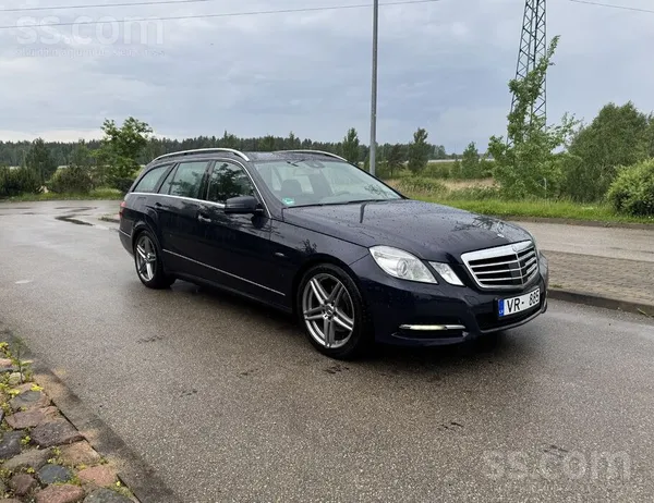 Mercedes E300