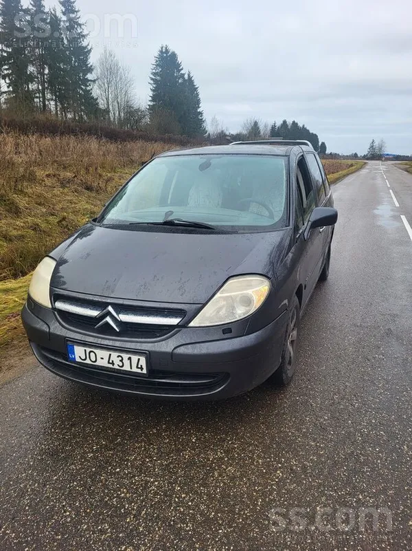 Citroen C8