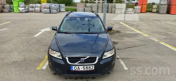 Volvo V50