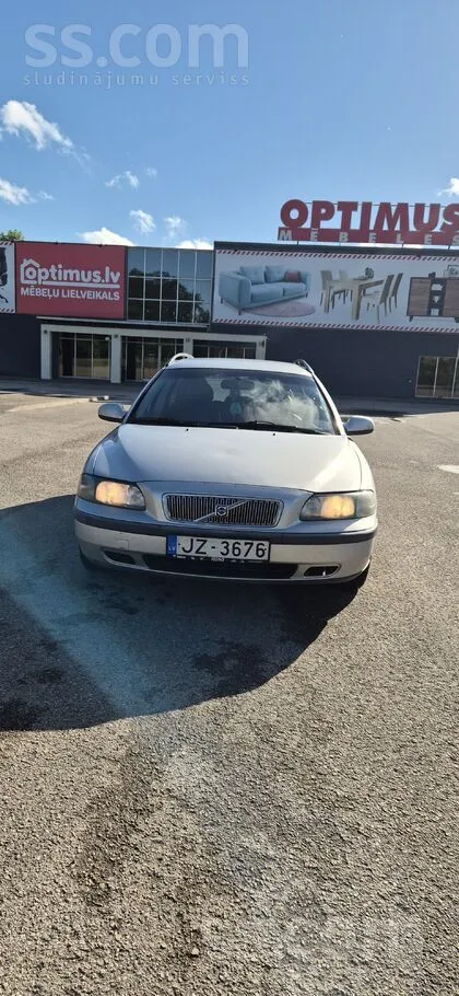 Volvo V70