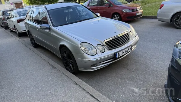 Mercedes E220