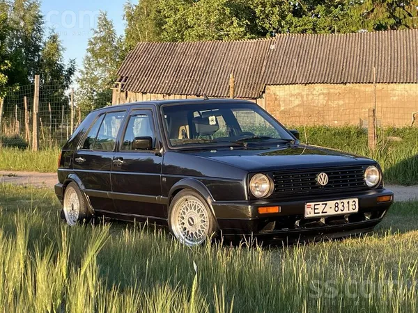 Volkswagen Golf 2
