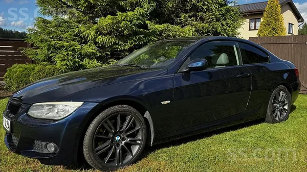 BMW 330