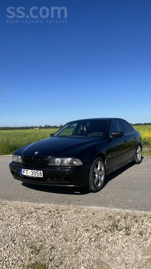 BMW 525