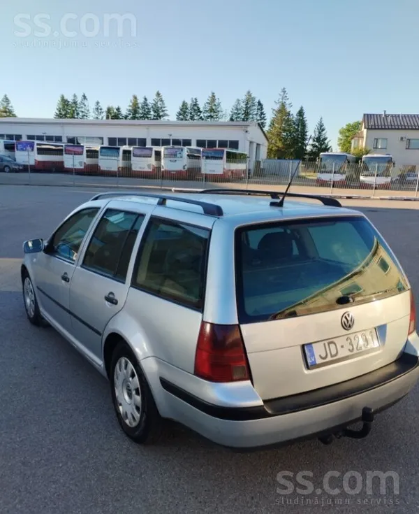 Volkswagen Golf Variant