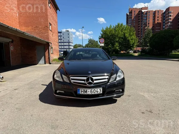 Mercedes E350