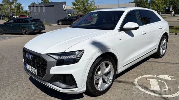 Audi Q8