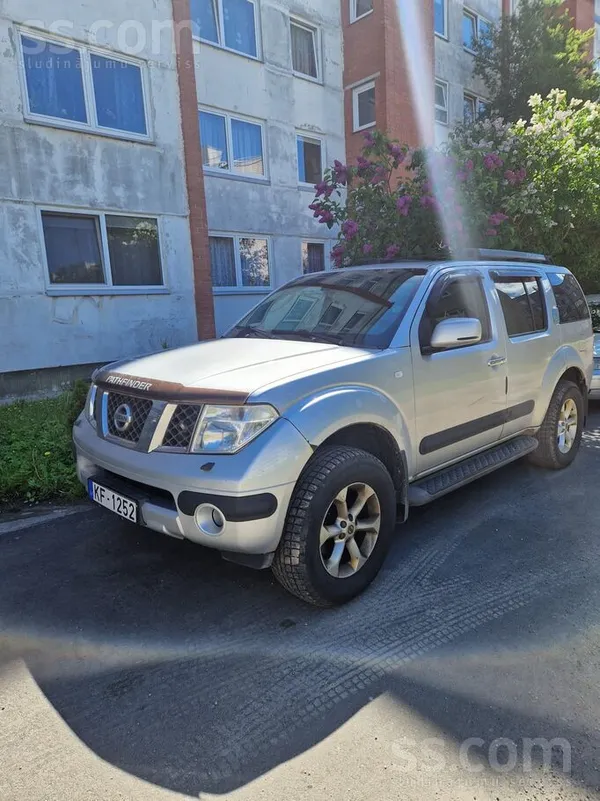 Nissan Pathfinder