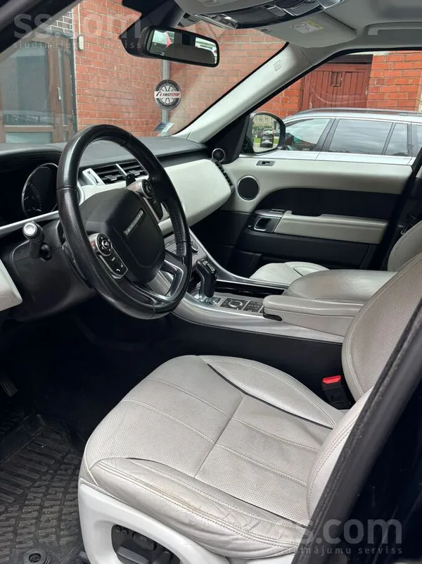 Land-Rover Range Rover Sport